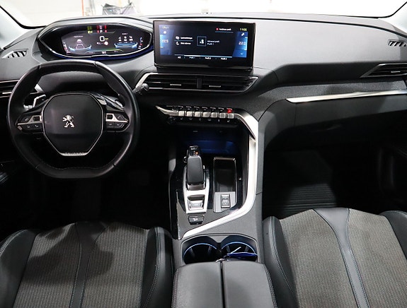 Peugeot 3008 11 of 23