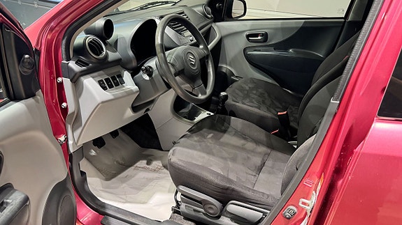 Suzuki Alto 7 of 15