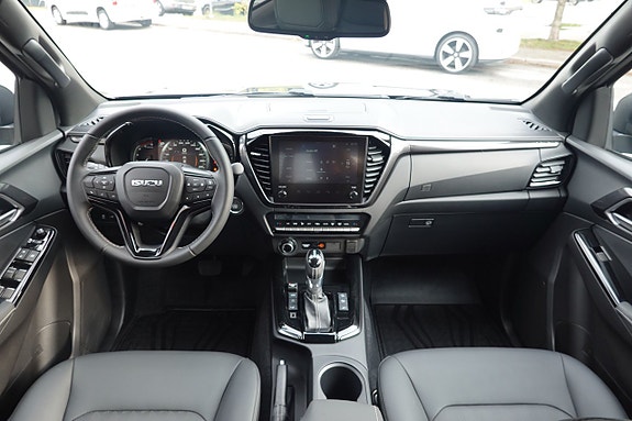 Isuzu D-max 12 of 12