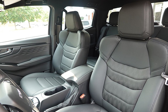 Isuzu D-max 7 of 12