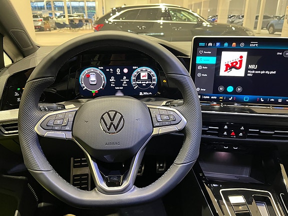 Volkswagen Golf I 11 of 16