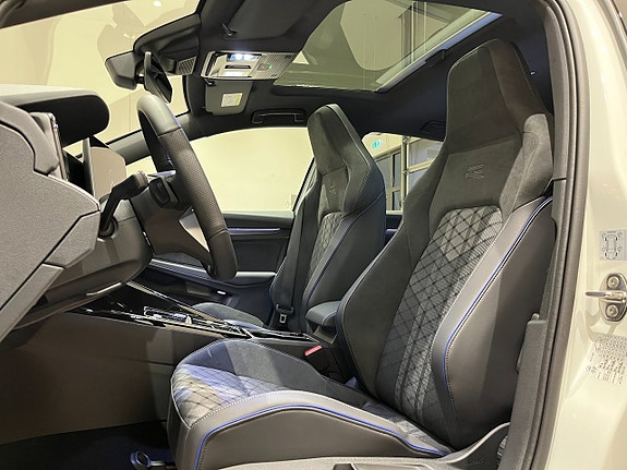 Volkswagen Golf I 9 of 16