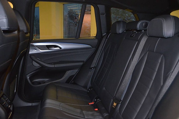 BMW X3 23 of 25