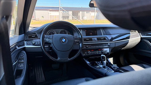 BMW 530d 8 of 30