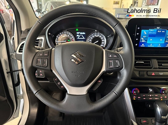 Suzuki S-Cross 12 of 19