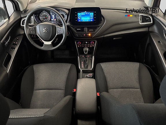 Suzuki S-Cross 10 of 19