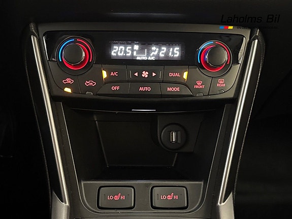 Suzuki S-Cross 16 of 19