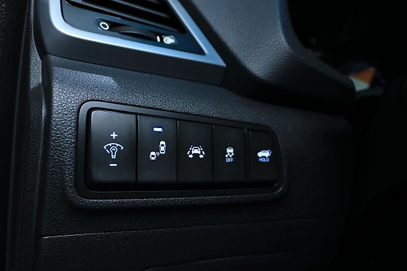 Hyundai Tucson 16 of 25