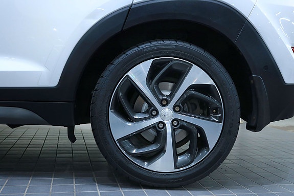 Hyundai Tucson 22 of 25