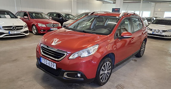 Peugeot 2008 2 of 5