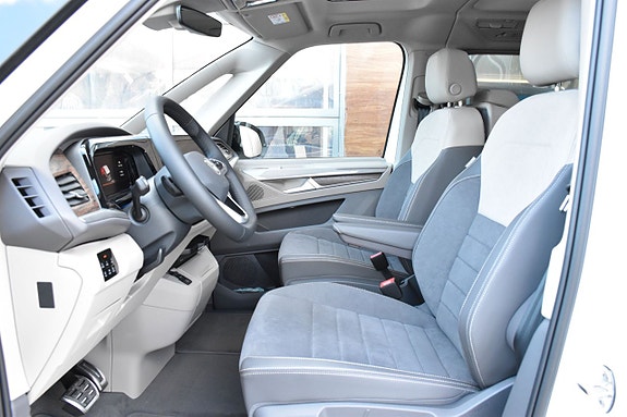 Volkswagen Multivan 6 of 20