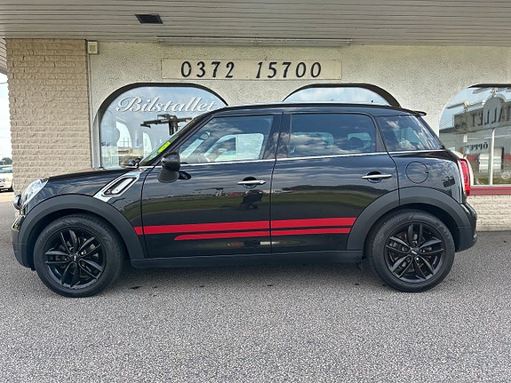 MINI Cooper 2 of 5