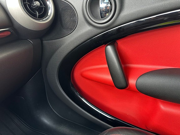 MINI Cooper 19 of 25