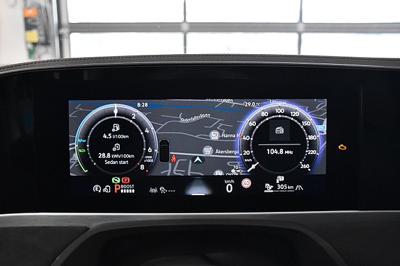 Volkswagen Passat 14 of 28