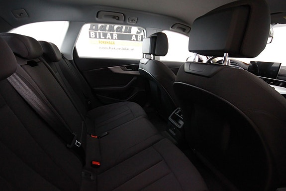 Audi A4 4 of 5