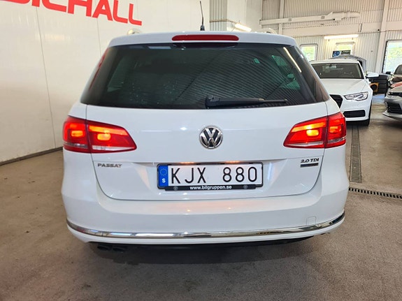 Volkswagen Passat 3 of 5