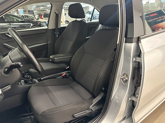 Skoda Rapid 17 of 18