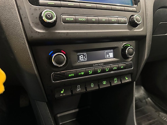 Skoda Rapid 16 of 18