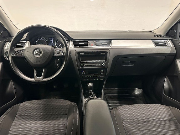 Skoda Rapid 9 of 18