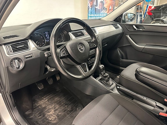 Skoda Rapid 10 of 18