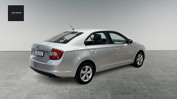 Skoda Rapid 5 of 18