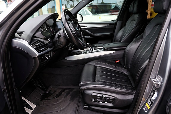 BMW X5 11 of 22