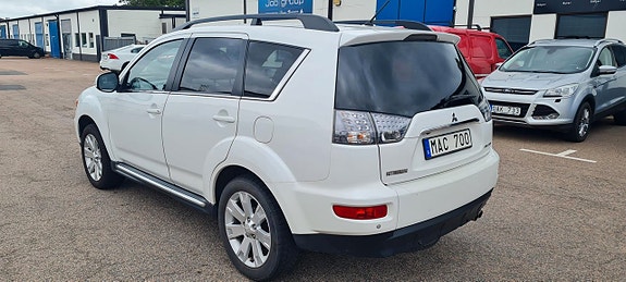Mitsubishi Outlander 3 of 13