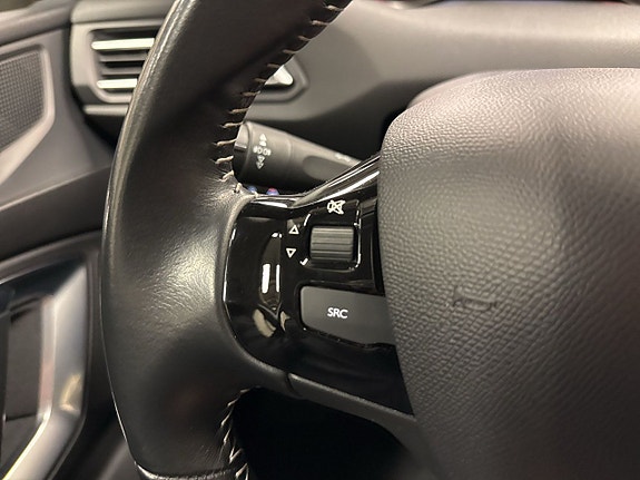 Peugeot 308 16 of 25