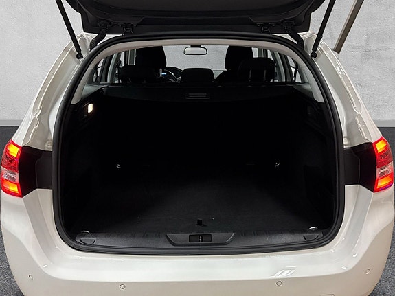 Peugeot 308 10 of 25