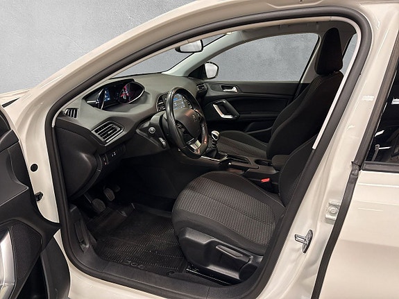 Peugeot 308 11 of 25