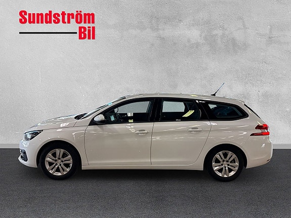 Peugeot 308 4 of 5