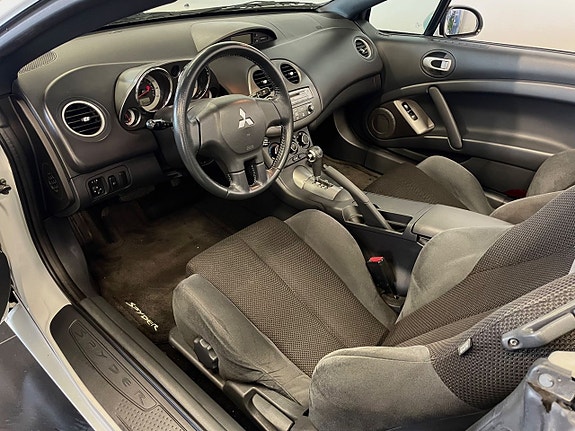 Mitsubishi Eclipse 6 of 16