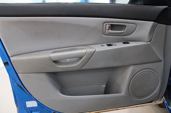 Mazda 3 7 of 10