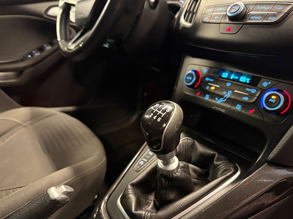 Ford Focus 22 of 22
