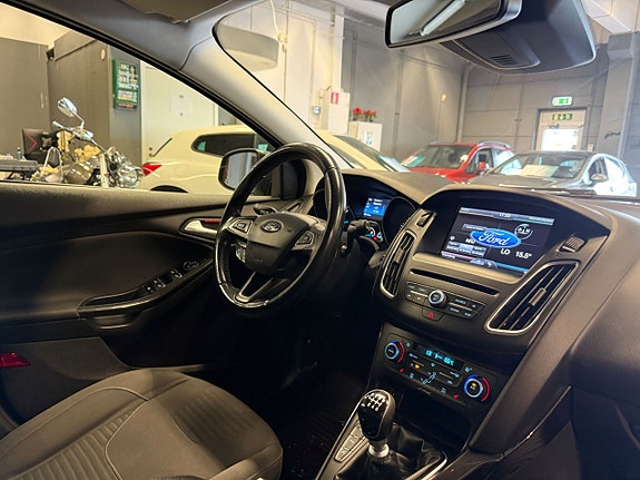 Ford Focus 18 of 22
