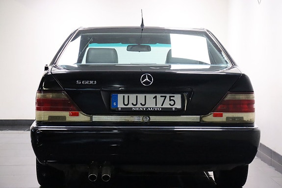 Mercedes-Benz S400 4 of 22