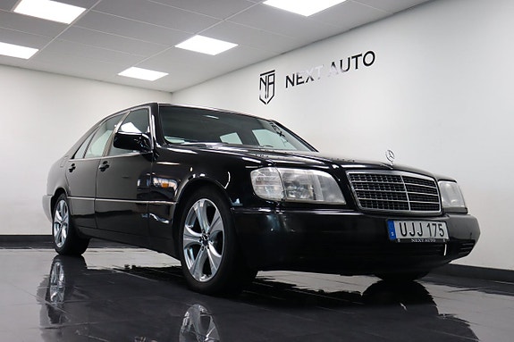Mercedes-Benz S400 9 of 22