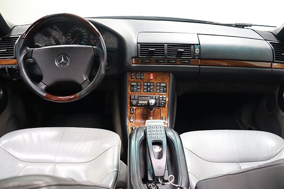 Mercedes-Benz S400 11 of 22