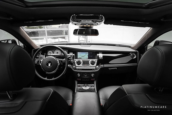 Rolls Royce Ghost 18 of 23