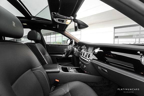Rolls Royce Ghost 6 of 23