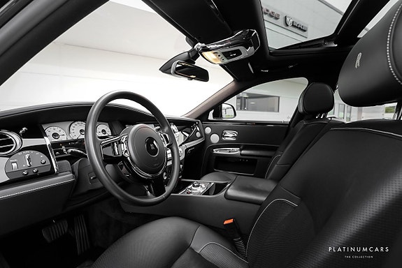 Rolls Royce Ghost 5 of 5
