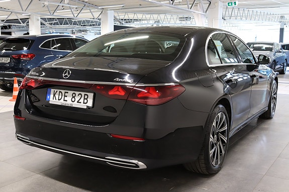 Mercedes-Benz E300 de 6 of 21
