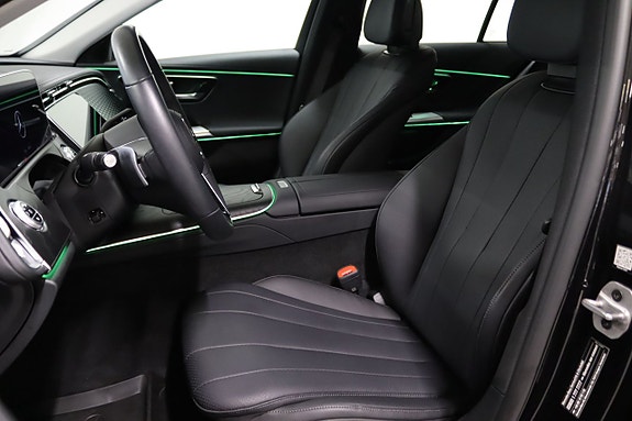 Mercedes-Benz E300 de 19 of 21