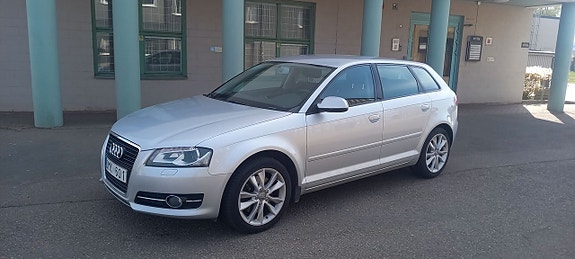 Audi A3 2 of 13
