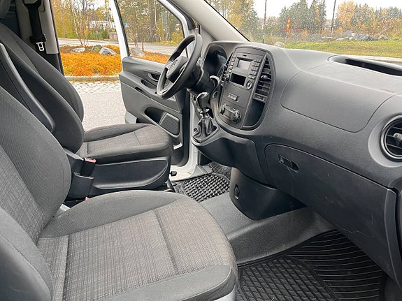 Mercedes-Benz Vito 114 8 of 9
