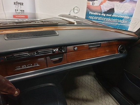 Mercedes-Benz 280 20 of 27