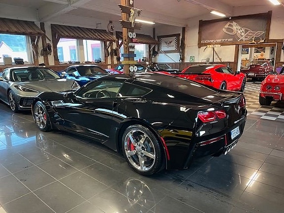 Chevrolet Corvette 5 of 20