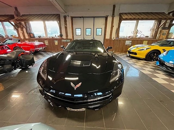Chevrolet Corvette 12 of 20