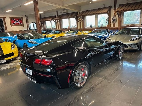 Chevrolet Corvette 7 of 20