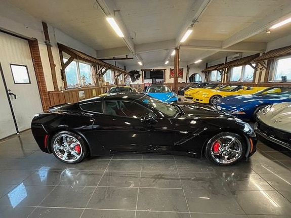 Chevrolet Corvette 9 of 20